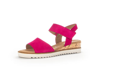 Sandales pinks en cuir velours