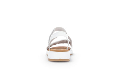 Sandales blanches en cuir