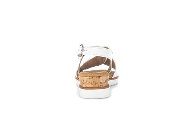 Sandales blanches en cuir